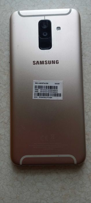 Smartfon Samsung A6