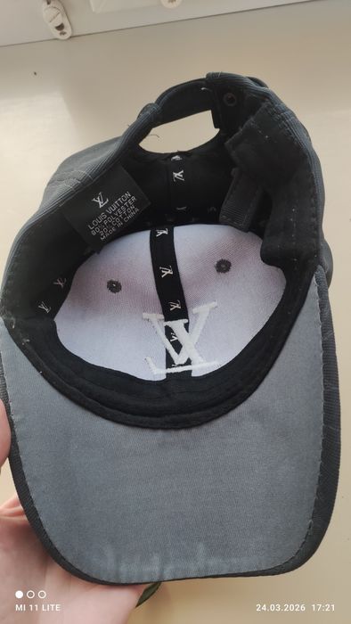 Бейс Louis Vuitton