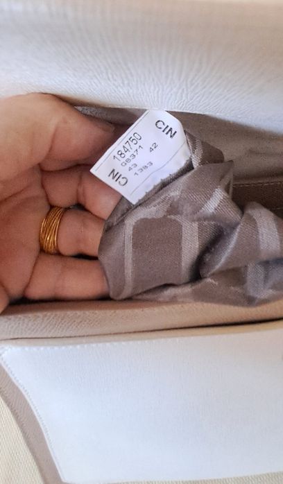 Mala Furla em pele
