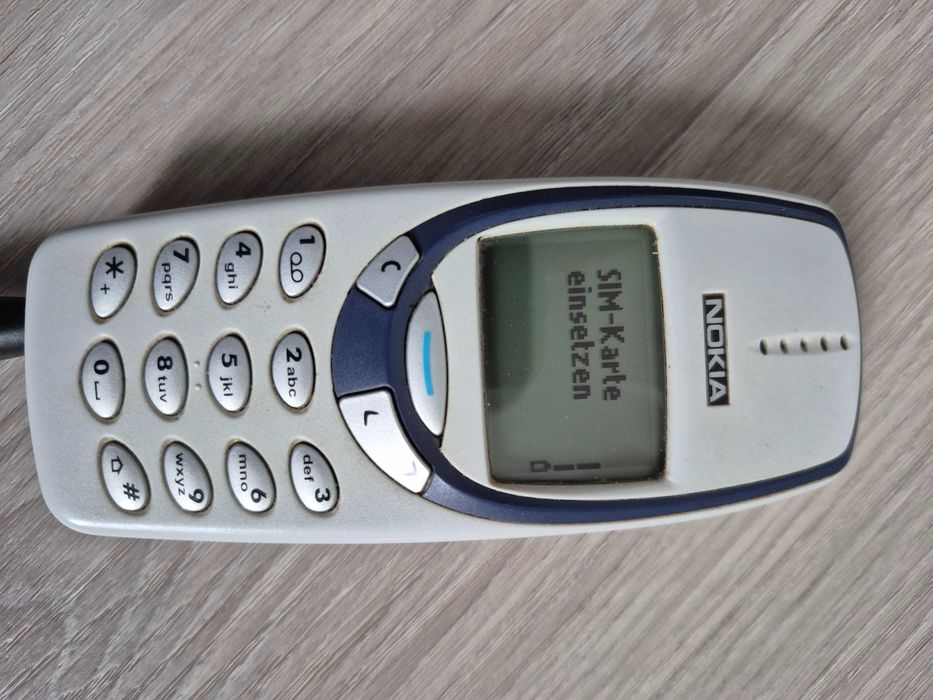 Telefon komórkowy