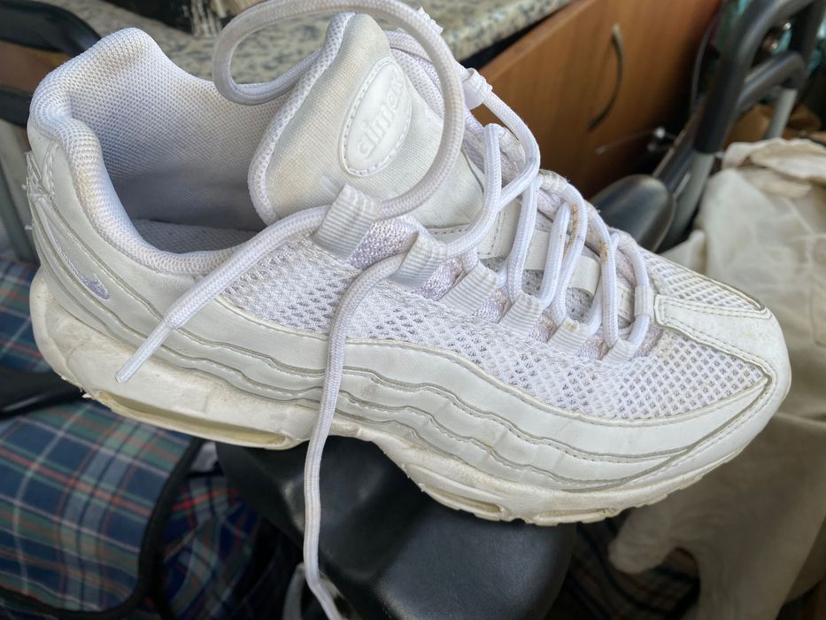Ténis Nike air max 95 bem bom estado