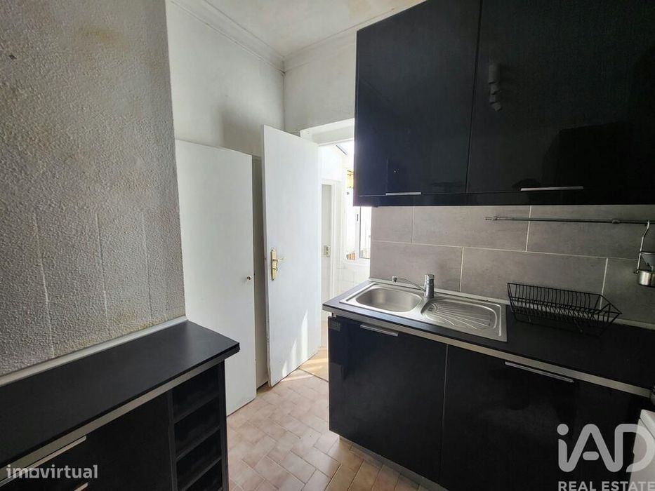 Apartamento T2 em Algés, Linda-a-Velha e Cruz Quebrada-Dafundo