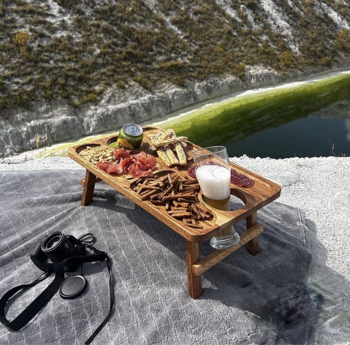 Винно-пивний столик ручної роботи. [БЕЗКОШТОВНА ДОСТАВКА]