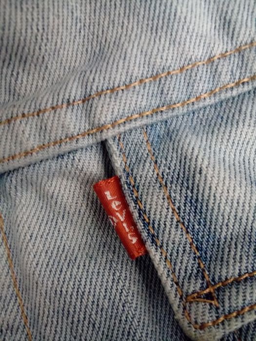Kamizelka firmy Levis