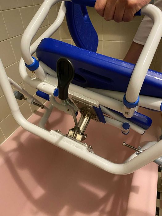 Cadeira de Banho Giratória