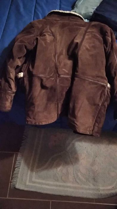 casaco com pelo no interior