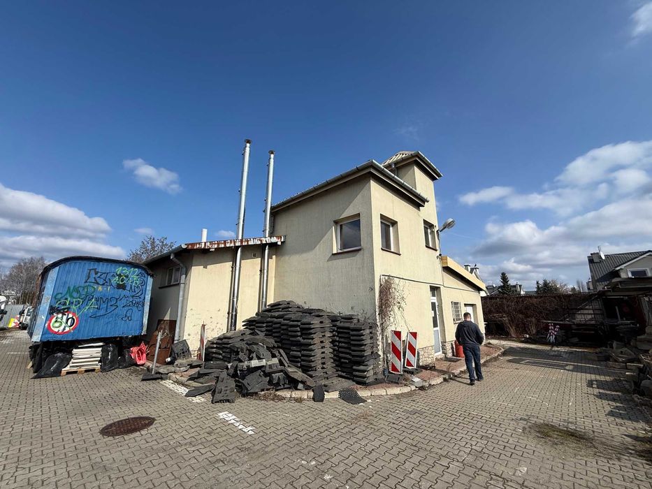 Nieruchomość 5900 m2 + 2 budynki 1200 i 450 m2