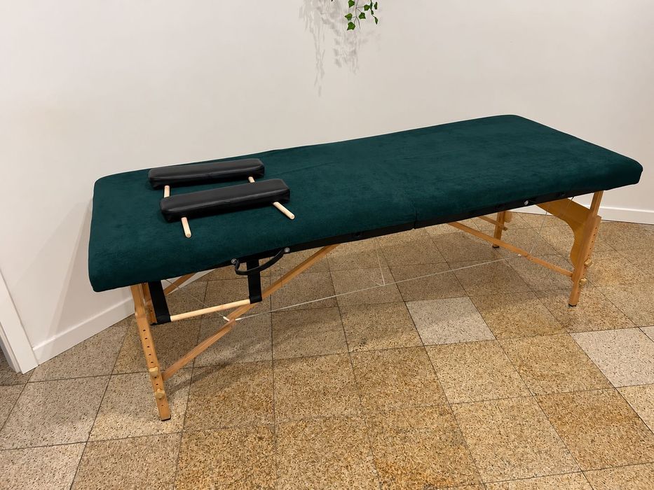 Stół do masażu drewniany – stabilny, stacjonarny, łóżko do masażu