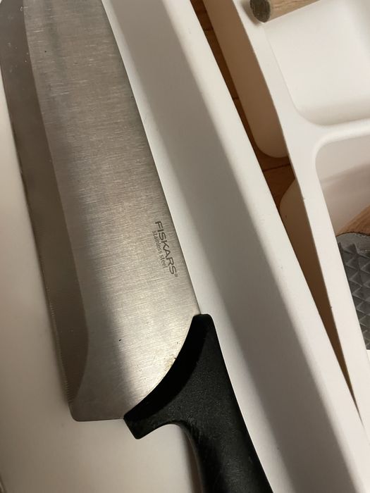 Mix narzędzi kuchennych. Fiskars Patelnie garnki  i inne