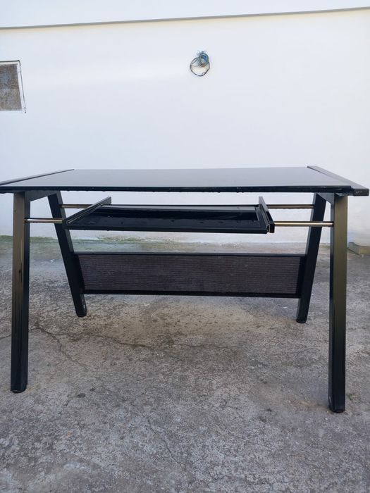 Glass Desk64738410684417123