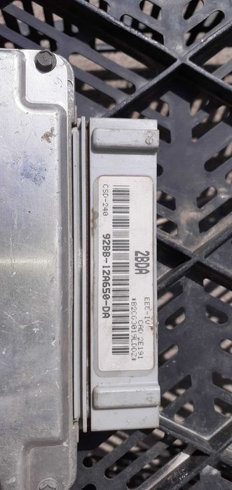 Блок управления двигателем ЭБУ (мозги)форд сиерра cvh 1.8