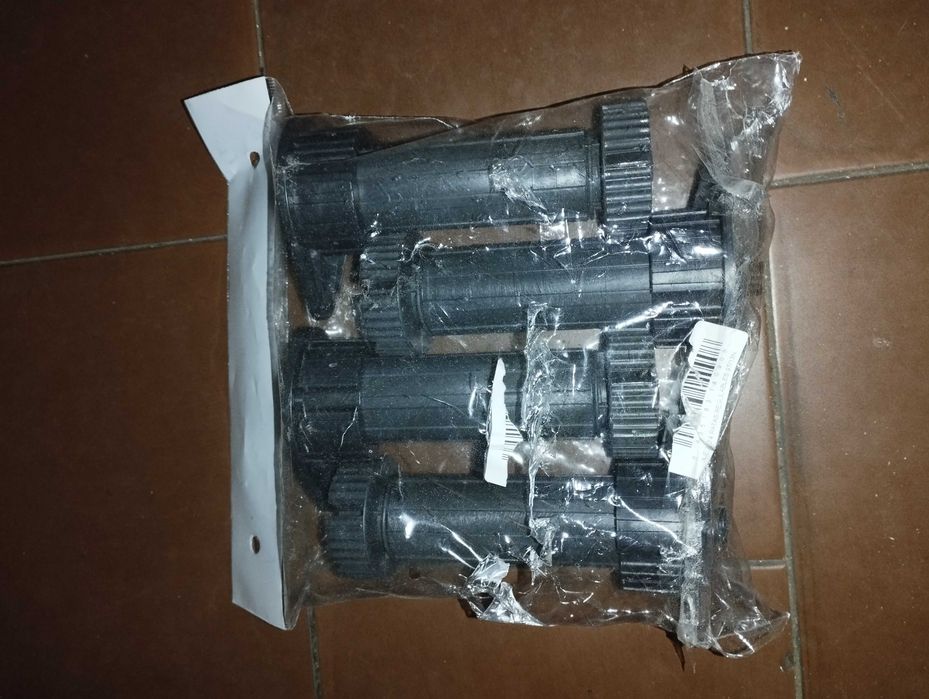 Conjunto 4 pés para móveis