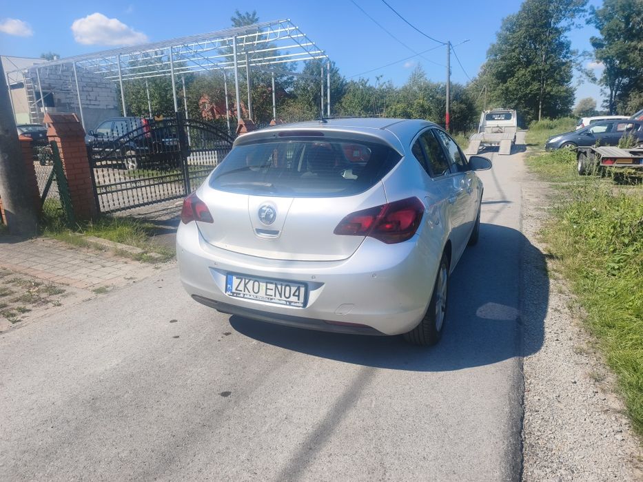 Części Opel Astra j