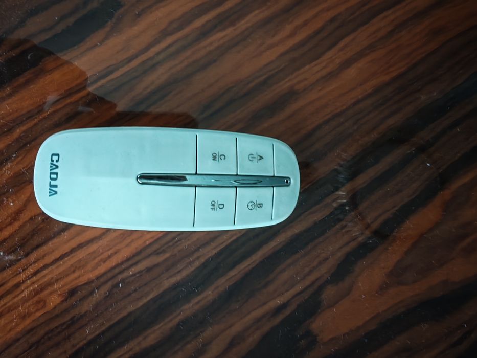 Candeeiro o de sala com 2 tipos de luzes