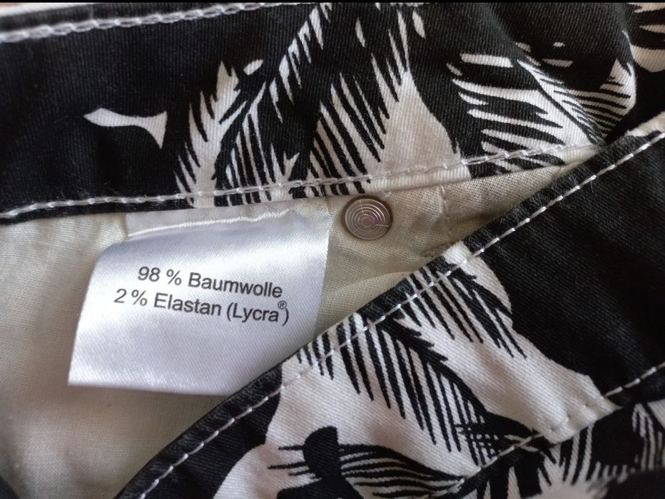 Czarno-białe spodnie damskie / r.42