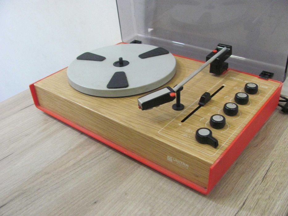 Gramofon ze wzmacniaczem Unitra Fonica WG-417 Stereo Lux