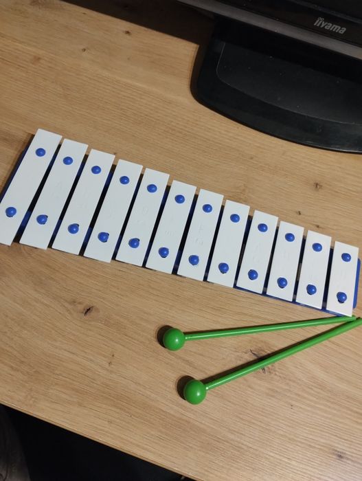 Dzwonki diatoniczne, cymbałki szkolne