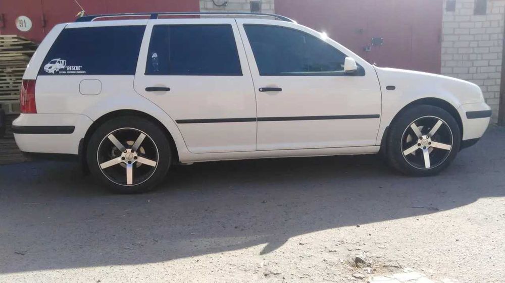 Бризковики Фольксваген Гольф 5 Golf 4 Golf 6 7 8 E-Golf бризговики 4шт