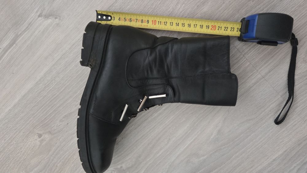 Продам зимове шкіряне взуття, р.37