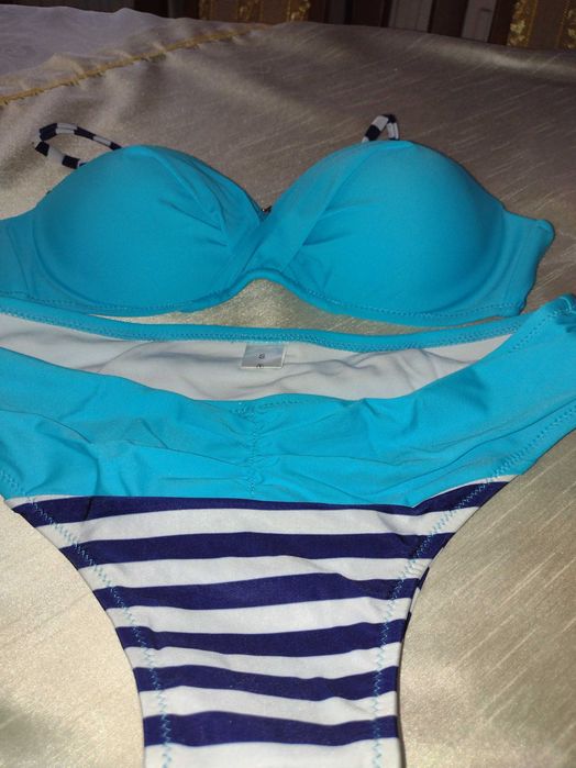 NOWY strój kąpielowy, dwuczęściowy z push up. 75B.