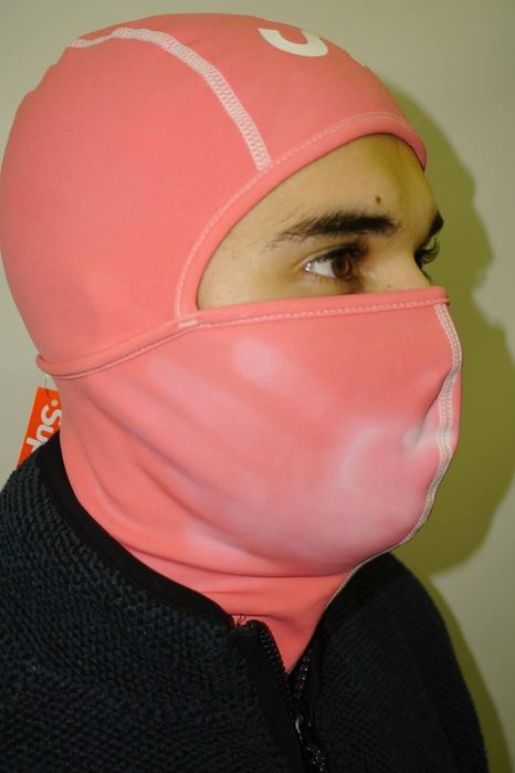 Балаклава Supreme heat reactive змінює колір