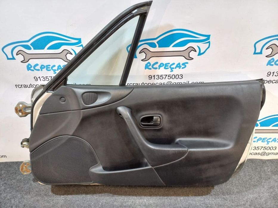 PORTA FRENTE FRONTAL DIREITA MAZDA MX5 MX 5 MX-5 II 2 MK2 NB FECHO