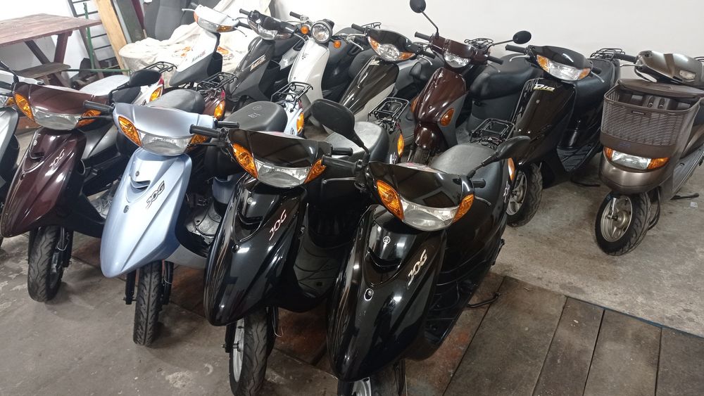 Скутер  с Японии