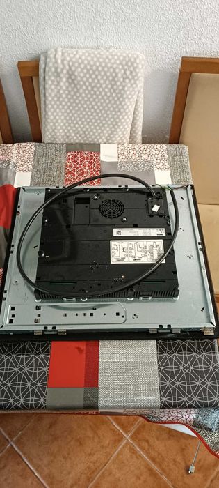 Placa de Indução Zanussi , vidro partido