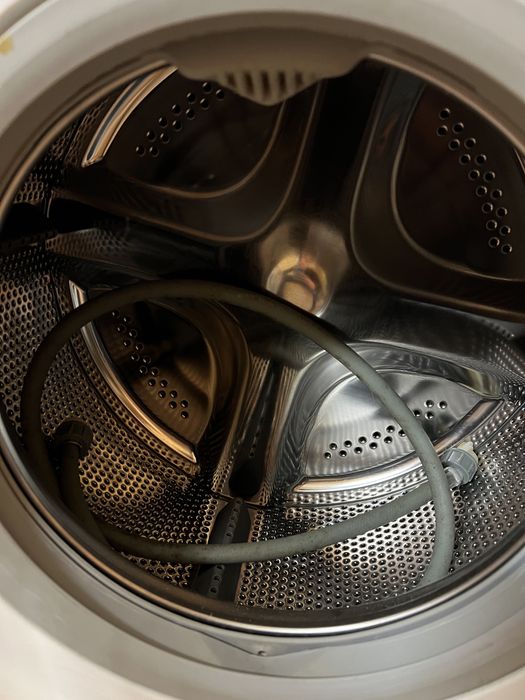 Pralka Whirlpool uszkodzona