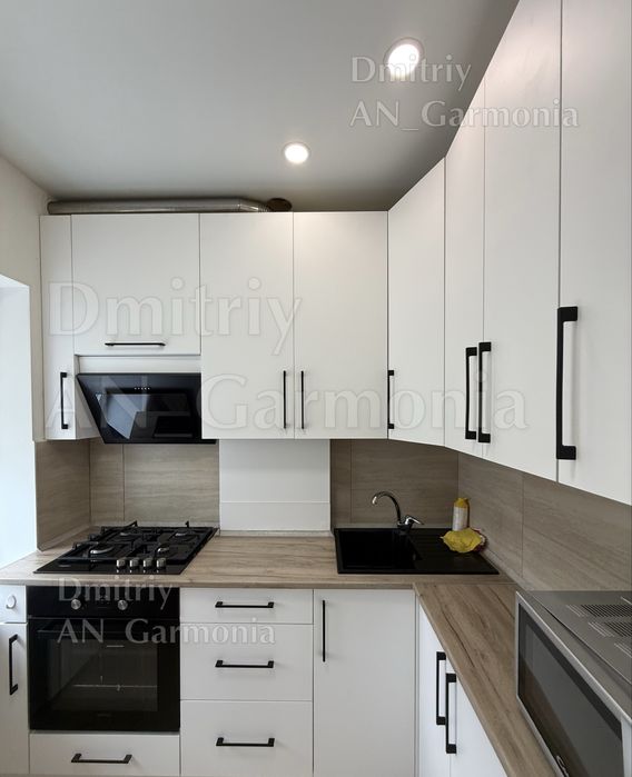 2-К Центр, Свет невыключают