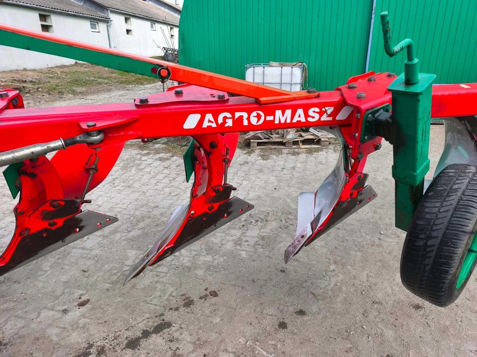 Pług Agro-Masz 4+1