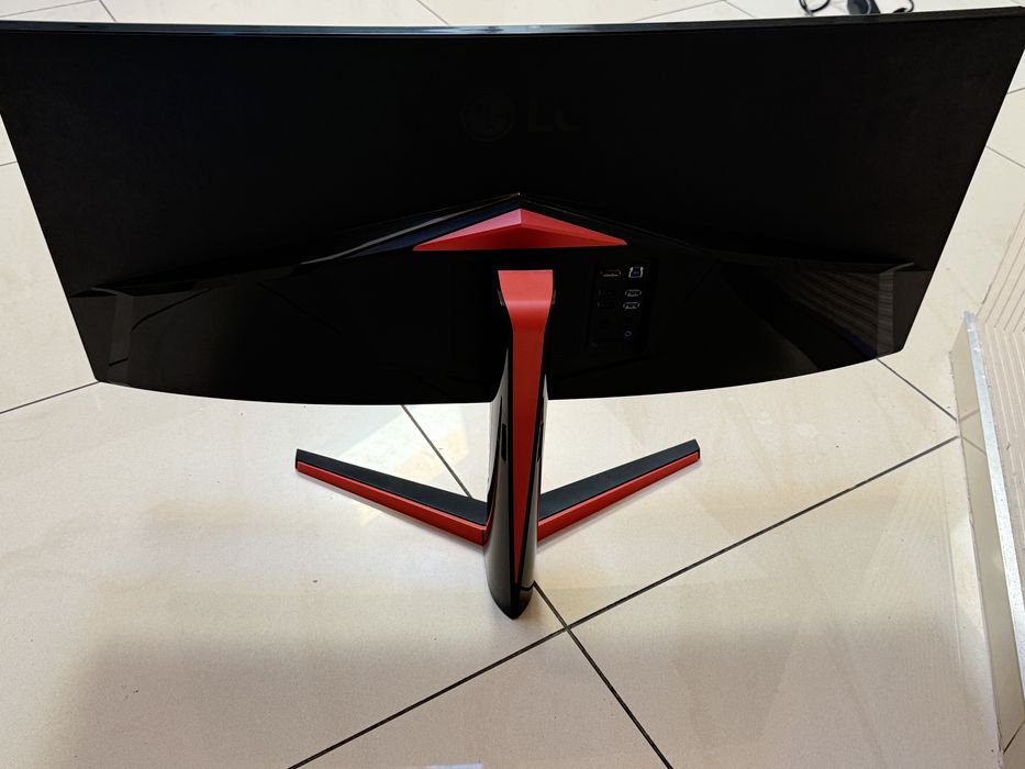 Sprzedam Monitor LG Ultrawide 34" 144hz 2560x1080 zakrzywiony.
