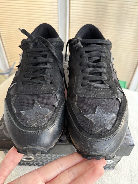 Кросівки в стилі Valentino Garavani