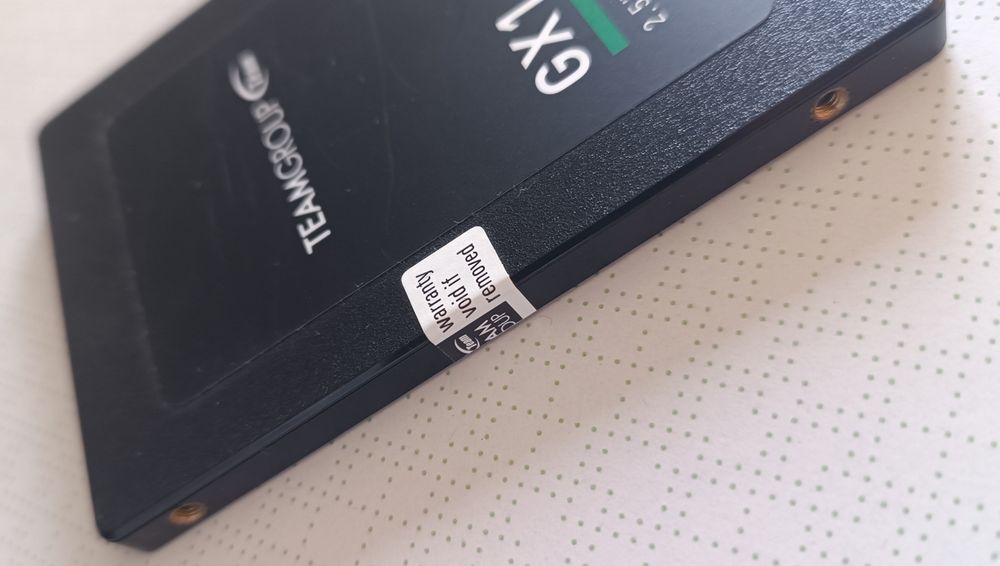 120GB 2.5" SATA 3.0 SSD64752053882371122