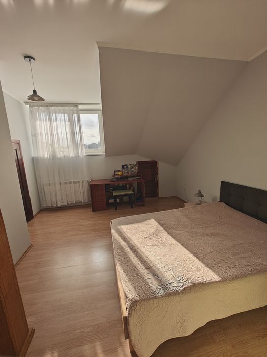 Продаю 2 рівнева квартира. Район Дружба
