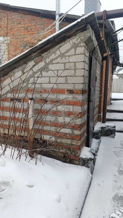 Здам будинок пряд метро Армійська