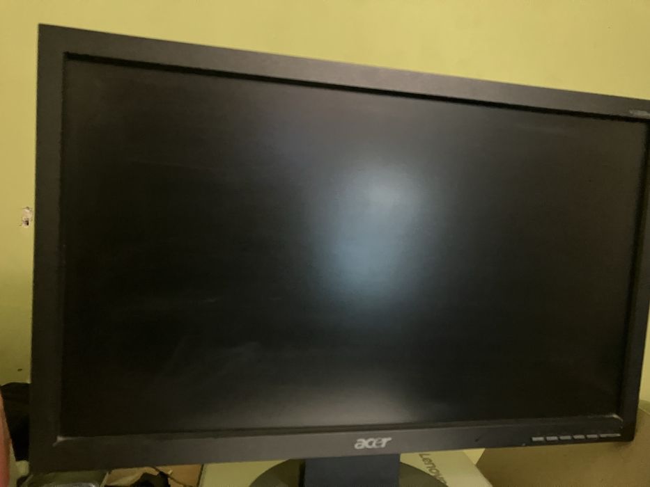 Монитор Acer V193HQV