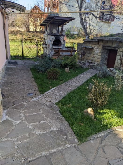 Відпочинок в Карпатах Яремче Котедж " Домашня Оселя "4-5 місць