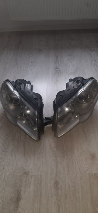Lampy przód passat b6 orginał Hella