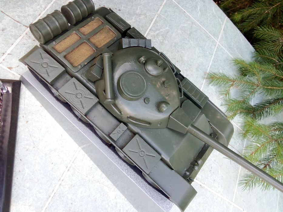 Танк настольный. Большой. 4 кг .