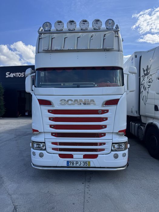 Scania em bom estado