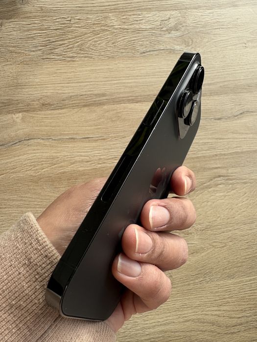 iPhone 14 Pro 128GB (versão eSIM)