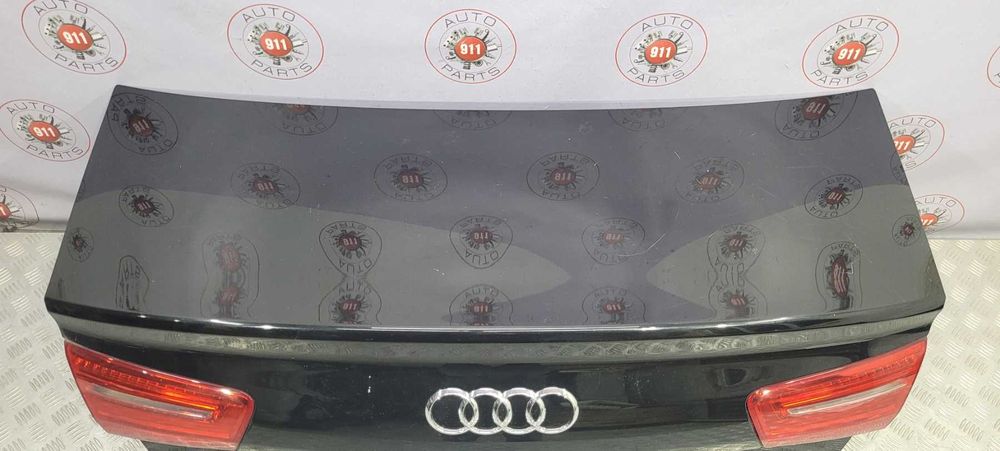 Крижка багажника на Audi A6 2012-2018