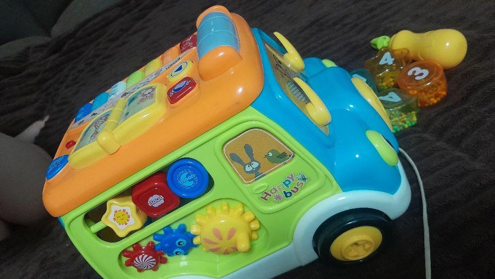 Мультифункціональна іграшка машинка для дитини