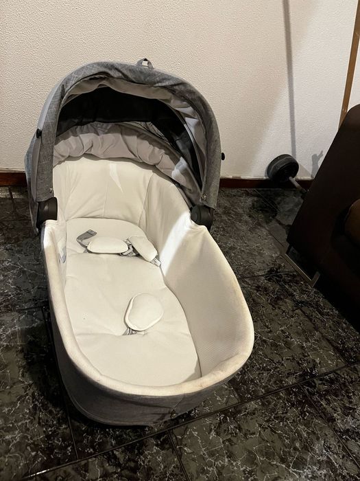 Carrinho bebé Trio Love Chicco