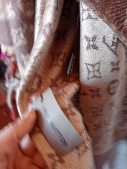 Echarp nova com etiqueta _- Clássico