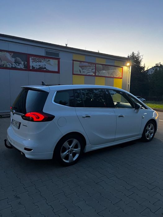 Opel Zafira Opel Zafira C OPC Line BiTurbo 2.0 195KM 7os, stan bdb