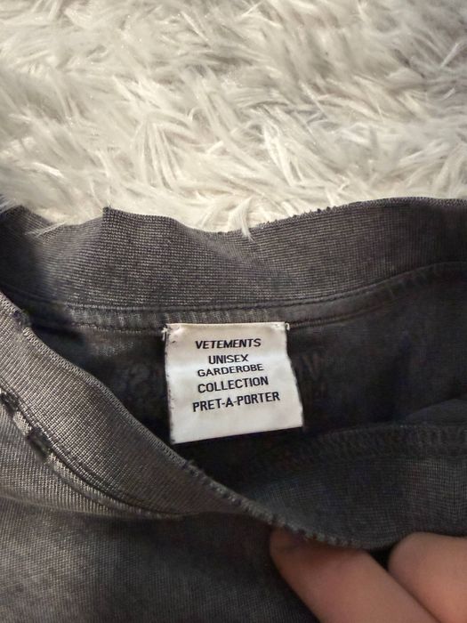 Футболка Vetements