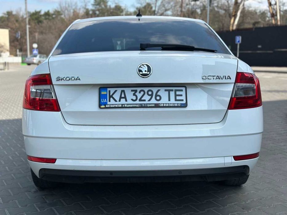 Skoda Octavia 2018 VIN TMBAG7NE8K0033568 фото оголошення 4 з 16