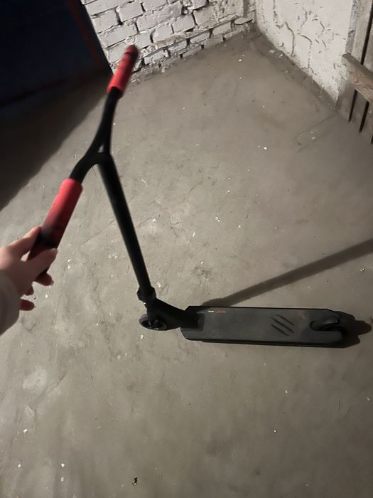 Hulajnoga …………….